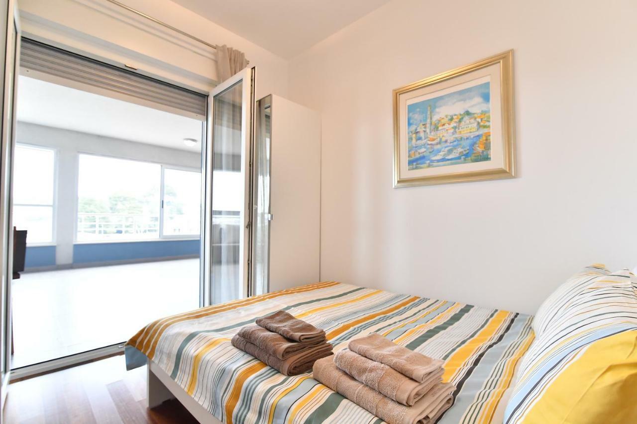 City Penthouse Vita Pula Extérieur photo